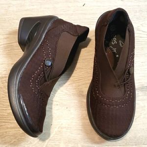 BZEES BROWN ENERGY ANKLE BOOT